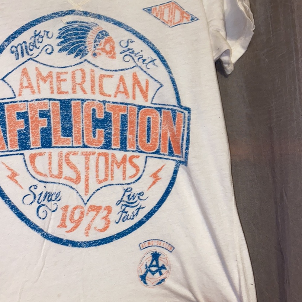 Affliction Motor Sport American customs ivory tee w/blue &orange design &letters - Picture 2 of 5